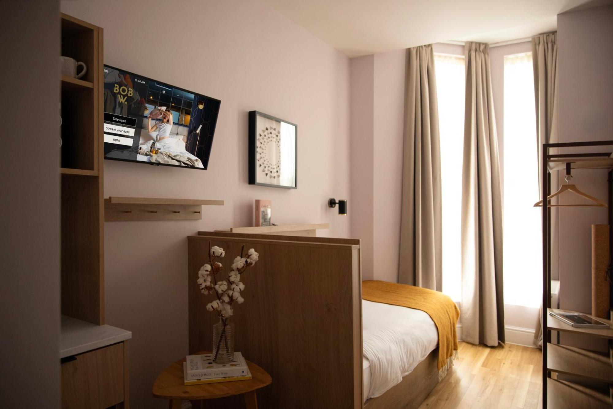Bob W Holland Park Aparthotel London